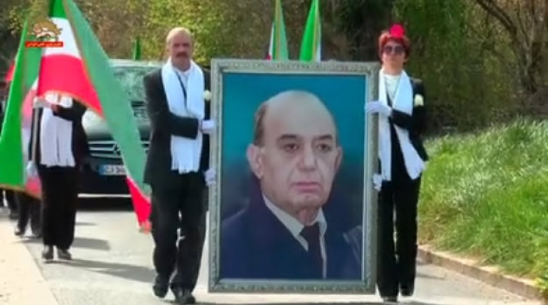 tshyy-w-khakspary-dktr-mnwchhr-hzarkhany-wjdan-tabnak-frhng-w-adb-ayran